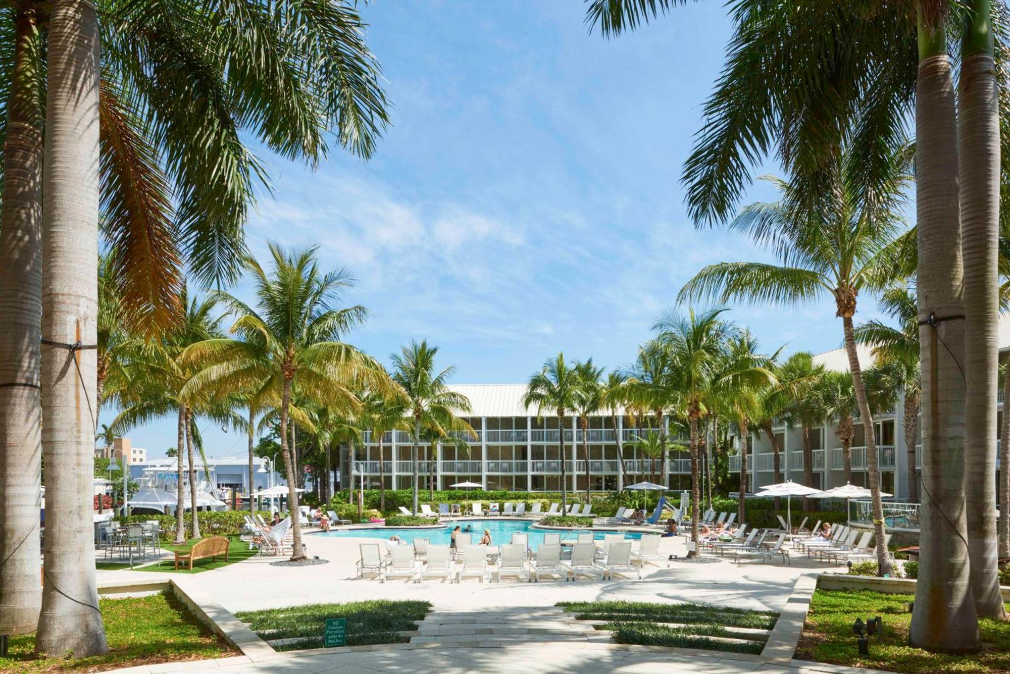 Отель Hilton Fort Lauderdale Marina Экстерьер фото